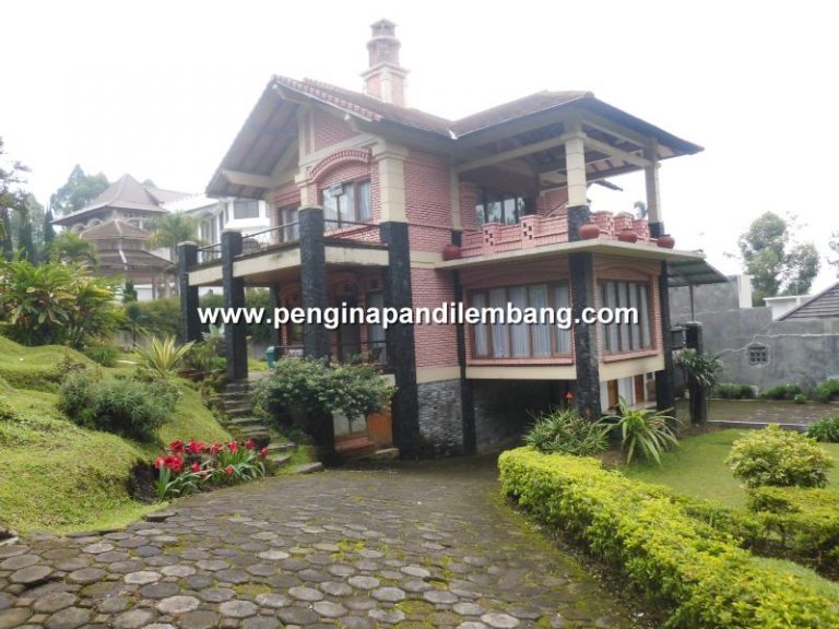 Villa Istana Bunga Villa Riyan M5 4 Kamar