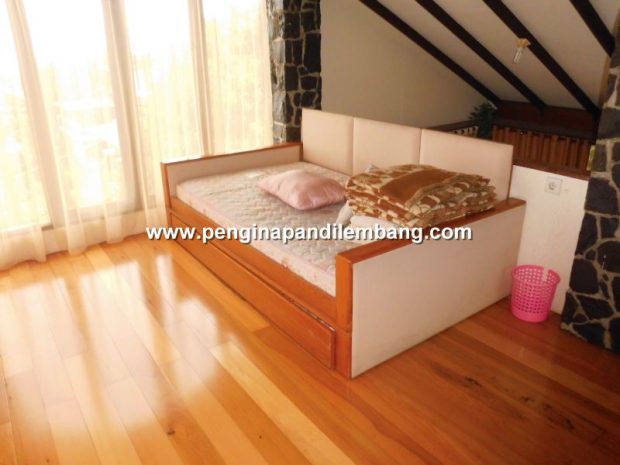 Villa Istana Bunga Lembang Villa Revin 1 Kamar