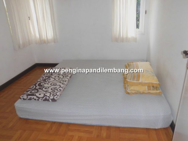 Villa Istana Bunga Villa F2 No.1 3 Kamar