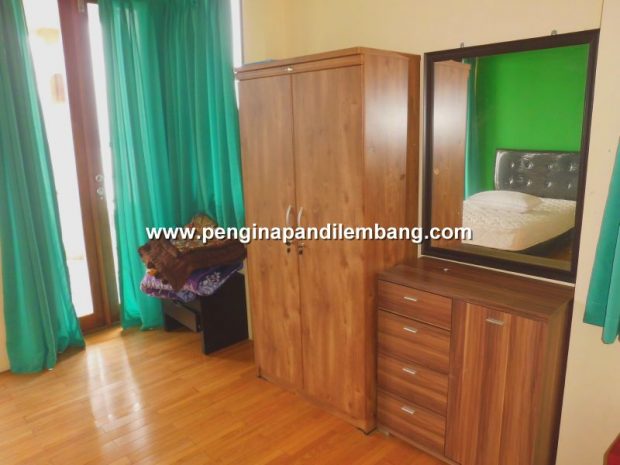 Villa Istana Bunga Villa Blok C2 5 kamar