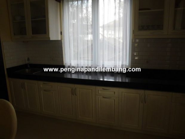 Villa Istana Bunga Villa Sikas 5 Kamar Konsep Minimal