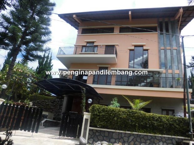 Villa Istana Bunga Villa Pelangi Kasih 3 kamar