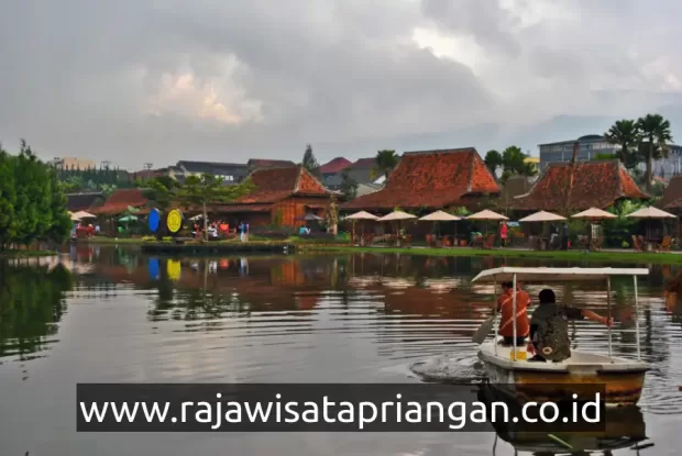 Harga Tiket Masuk Floating Market