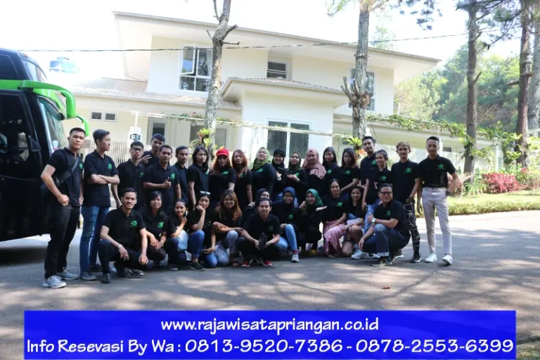 Acara Team Building Di Villa Casa M3 5 Kamar Private Pool Lokasi Komplek Triniti Kampung Daun