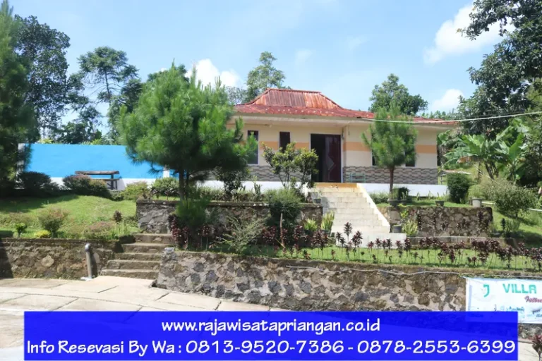 Villa BBS Ciater Subang: 3 Kamar, Kolam Air Panas Belerang Private, Lokasi Depan Gerbang Sari Ater